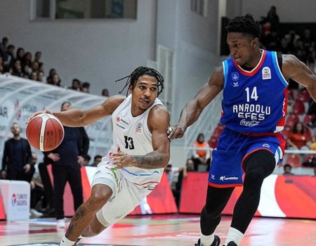 Aliağa Petkimspor 79-85 Anadolu Efes (MAÇ SONUCU-ÖZET)