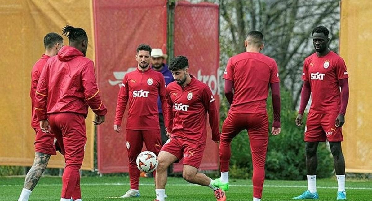 Galatasaray'da Tottenham maçı hazırlıkları sürüyor