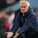 Hollanda'da Mourinho tribünde olacak