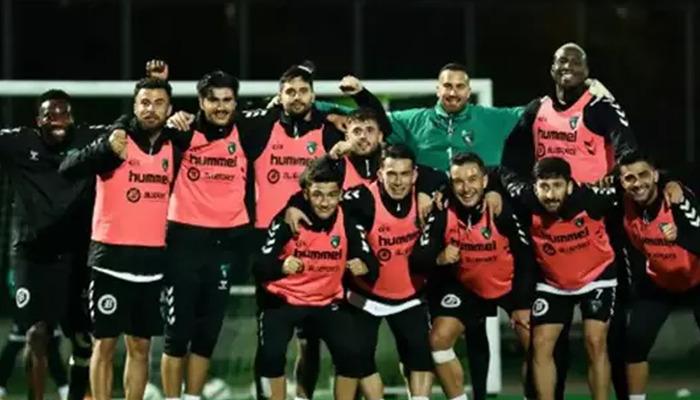 Süper Lig'in efsane kulübü Akhisarspor batıyor! ''Tesislerimizde elektrik, su, doğal gaz yok! Maçlara çıkmama kararı aldık"